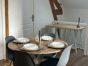 Beautiful cozy apartment, Paris 18 minutes away and Gare St Brice 2 minutes away - Image 2