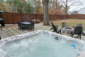 The Loft - Discount Rates ‼️ Lake George. - Image 3