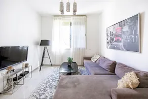 Hot Chic & Modern 2BR &MAMAD - Image 4