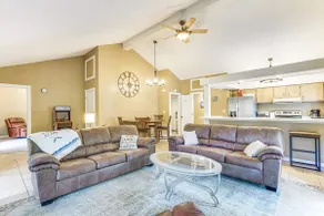 2 Decks, Pool Access! Osage Beach Family Retreat - Image 4