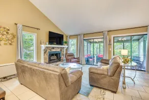 2 Decks, Pool Access! Osage Beach Family Retreat - Image 5