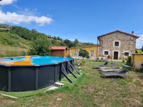 A nice country house with a terrace - Image 2