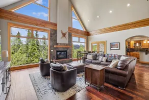 Luxury 5 Bedroom Pet-Friendly Home In Breckenridge - 2 Miles To Main Street - Image 4