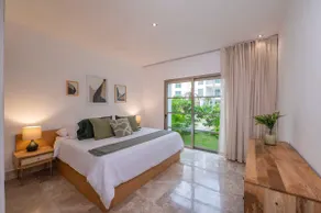 Beachfront Community, Private Patio & Pool Access - Image 4