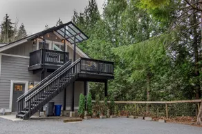 Private guesthouse Luxury king bed Forest retreat - Image 3