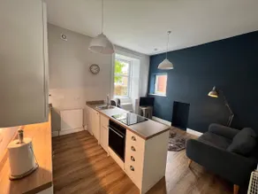 Number 79, Cosy Central Helensburgh 1 Bedroom, ground floor pet friendly, garden - Image 5
