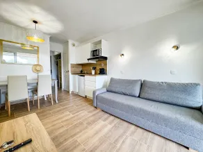 Ground floor, wifi, swimming pools, parking - Image 4