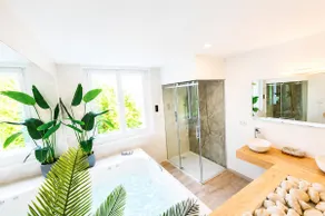💮 Balneotherapy + hammam + private garage - close to train station - Image 4