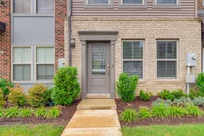 Modern Retreat | 3mi to Stadium, Parking + Metro - Image 3
