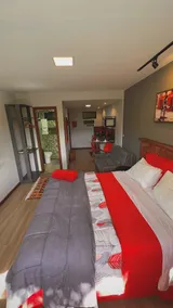 Loft Exclusivo - Red Pepper - Image 3