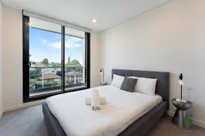 Ryde Bright Cozy 2B2B Apartment - Image 5