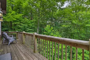 Cozy Boone Cabin w/ Deck: Close to Downtown! - Image 2