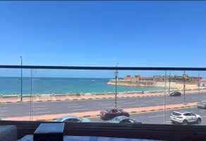 Unique Seaview 3-Bedroom Apartment - Image 4