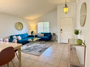 Contemporary 3 bedroom Gilbert home with pool - Image 3