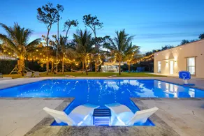 Miami White House <Perfect for Families & Groups - Image 2