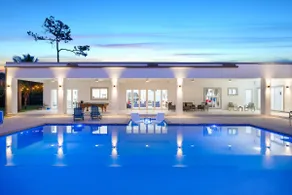 Miami White House <Perfect for Families & Groups - Image 5