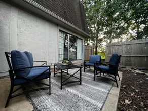Chic Family Home with Fenced Yard - Image 4