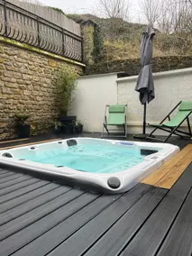 Accommodation with private Jacuzzi and sauna - Image 5