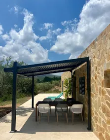 Beautiful house surrounded by nature. - Image 3