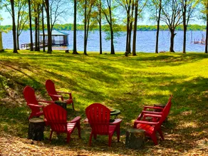 Lake Retreat Boat Ramp Dock Fishing Firepit Kayak - Image 2