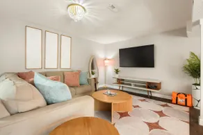 13 Guests & Fire Pit, Double Living, 2026 Refresh - Image 5