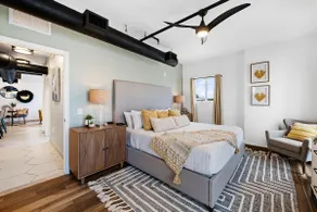 Suite 301: 2 Bed/2Bath Pool/Hot Tub, Gym, Dock - Image 5