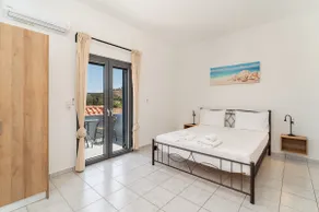 Aspa sunny &cozy beach house in Plaka , Elounda - Image 2