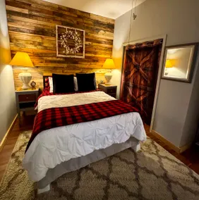 Little Farmhouse in the Country - Image 4