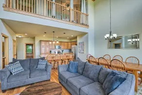‘Getaway Chalet’ in Mars Hill w/ Hot Tub & Views! - Image 5