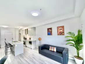 Downtown Condo near Vancouver Skytrain - Image 2