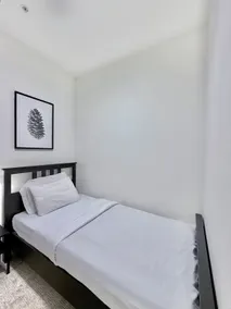 Downtown Condo near Vancouver Skytrain - Image 5