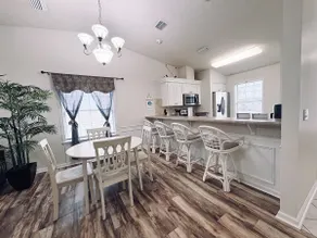 Charming Beach House- 3bd/2bath with Fenced Backyard - Image 2