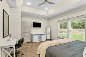 Steps from beach (Sleeps 12) 4 bdrm w/backyard - Image 5