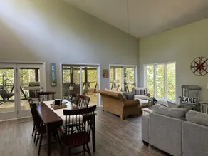 Peaceful Wooded Lake Cottage Retreat - Image 5