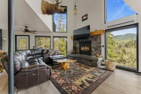 Riverfront Retreat w/Pool, Hot Tub, Mountain Views - Image 3