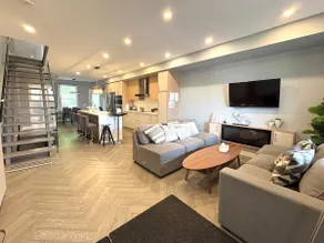 Awesome DT ModernHouse/3BR2.5Bth/1Parking/16Guests - Image 3