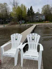 Stylish Sandy Beach 4-Bed Waterfront - Image 4