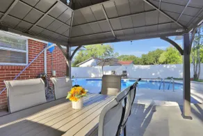 Blue Oasis POOL Home, patio and gazebo - Image 4
