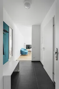2-room apartment with city view - Image 3