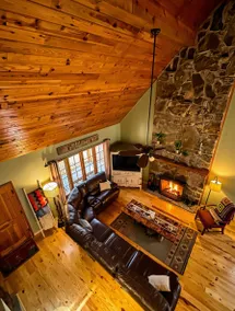 Newly updated luxury cabin +WiFI - Image 3