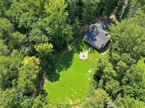 Lake Anna Home-lake access/boat slip/hot tub - Image 2