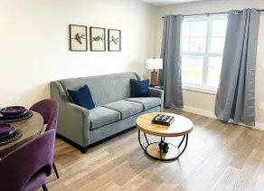 Modern 2BR Apt by Boardwalk + Garage & Parking - Image 2