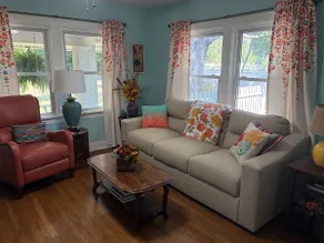 Cheerful 2-bedroom cottage - Image 3
