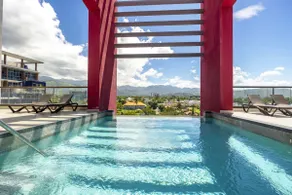 Airy Modern 2br Condo Rooftop Pool - Image 2