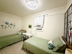 Polynesian 2Br 1Ba Apt With Work Space - Image 3