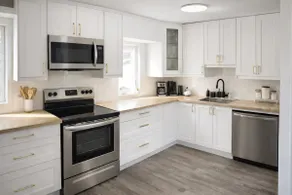 Private Home at Lakeview Park • 3 Min Airport - Image 5