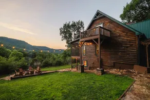 Views • Sauna • Firepit | 10 min to Helen - Image 3