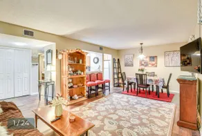 Charming condo near beaches lake pool fireplace - Image 3