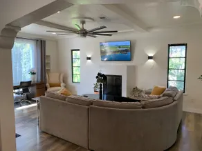 Newly Renovated 3br. Modern Spanish Casita - Image 5