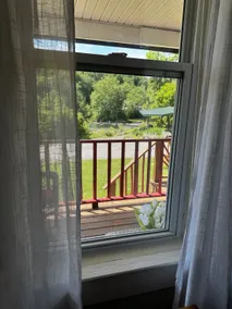 Mountain River Retreat in West Virginia - Image 4